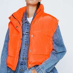 Nasty Gal Cropped Zip Through Puffer Tank Top Size 4